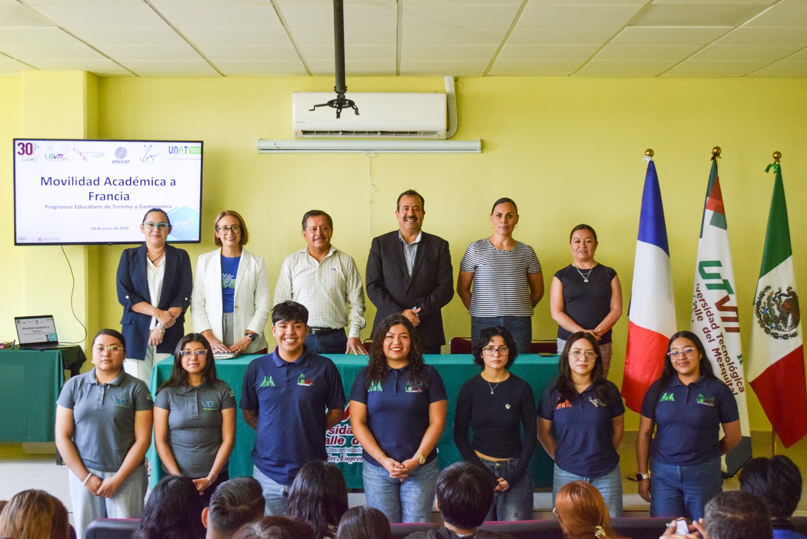 ESTUDIANTES DE HIDALGO FORTALECEN SU FORMACIÓN PROFESIONAL EN FRANCIA