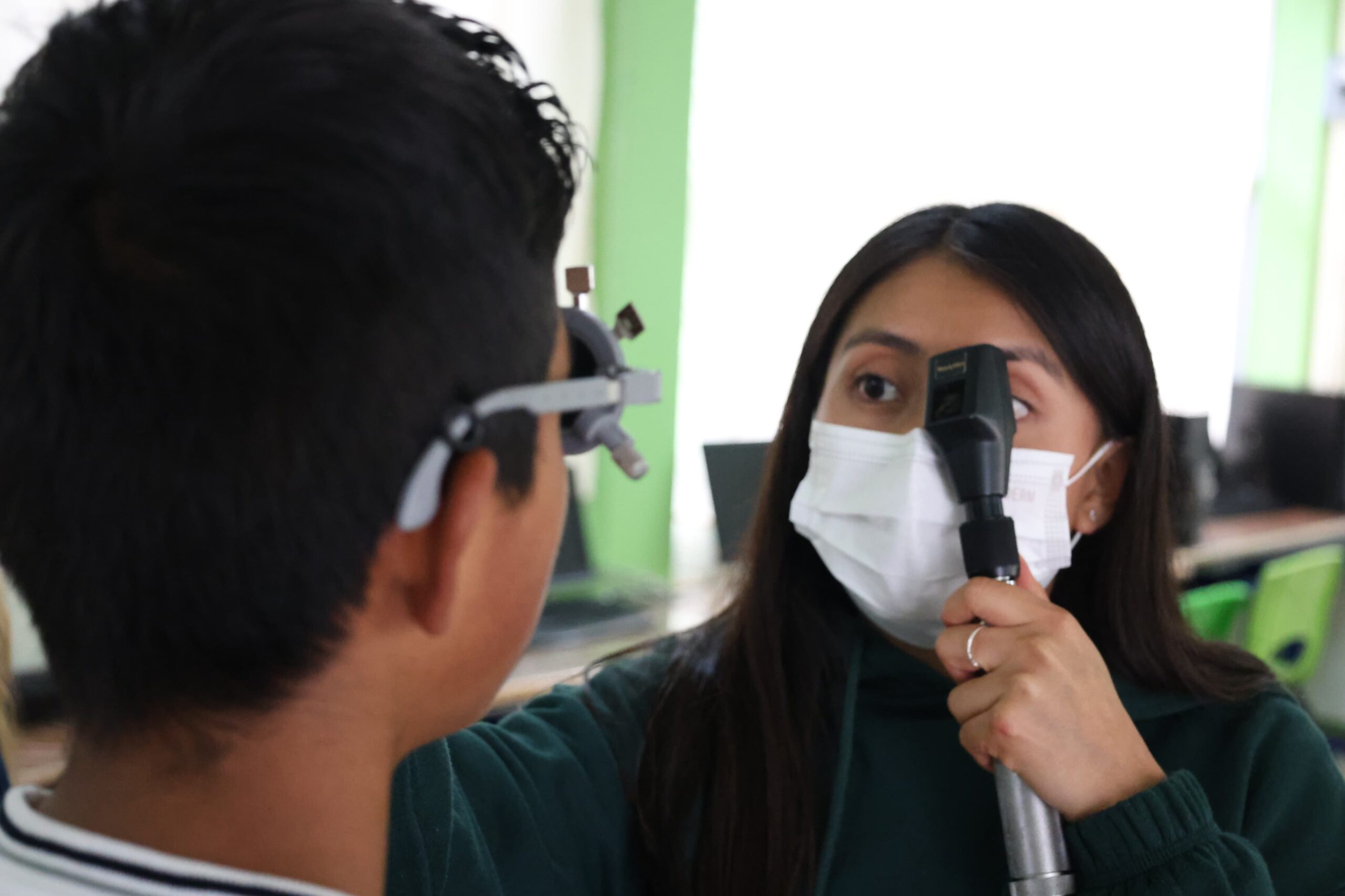 MÁS DE 16 MIL ESTUDIANTES DE HUIXQUILUCAN SON BENEFICIADOS CON EXÁMENES DE LA VISTA GRATUITOS