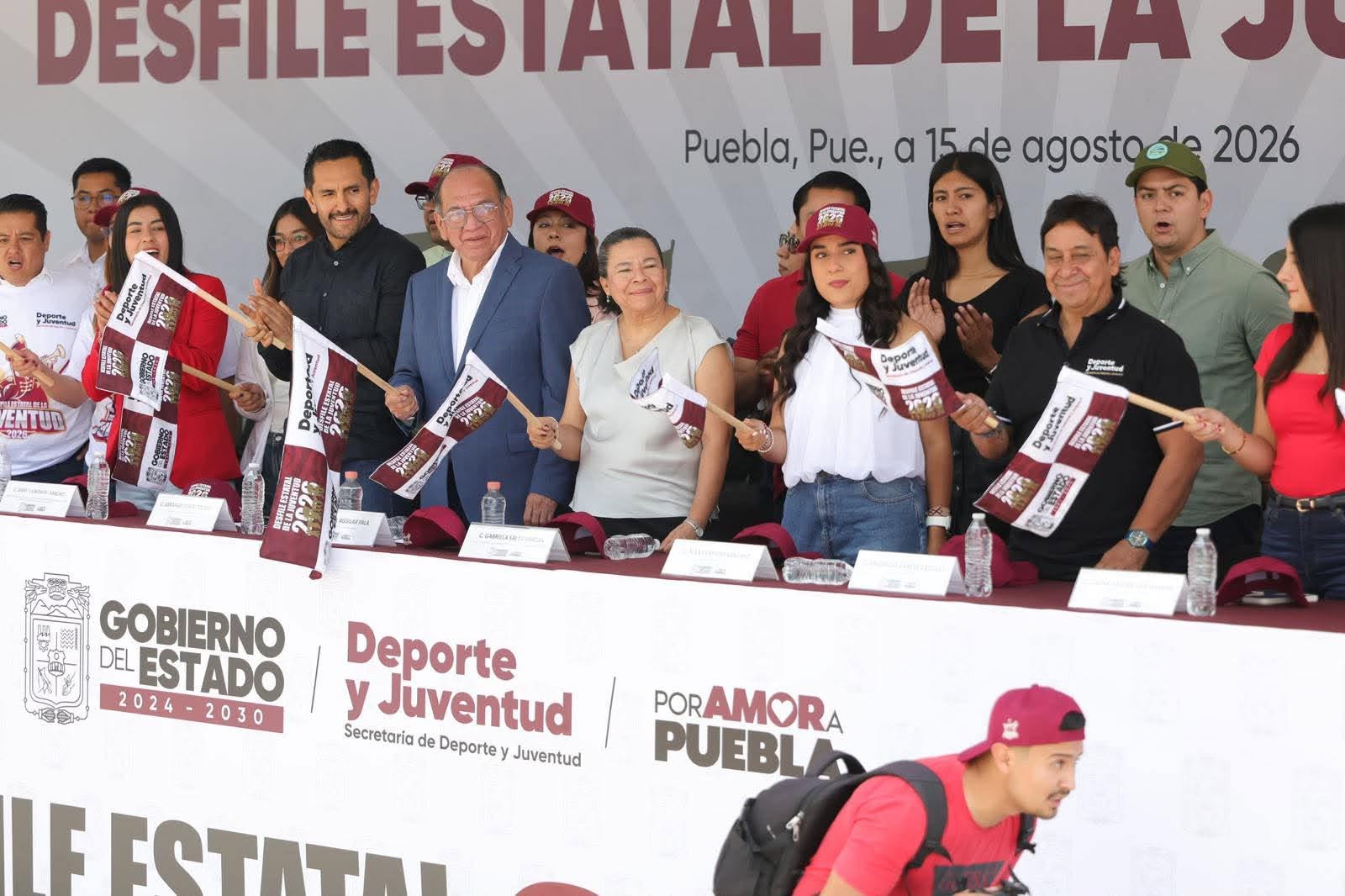 DESFILE DE LA JUVENTUD VISIBILIZA BIENESTAR Y AMOR POR PUEBLA