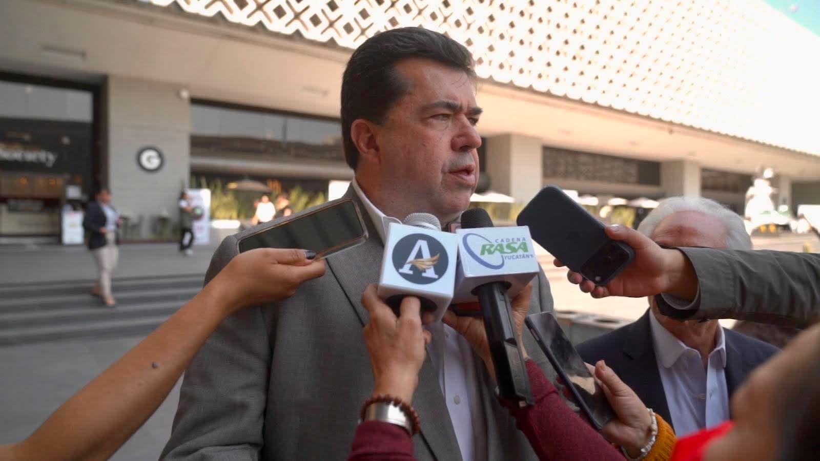 “IA NO DEBE CERRAR LA PUERTA DEL PRIMER EMPLEO A LOS JÓVENES”: PEDRO HACES
