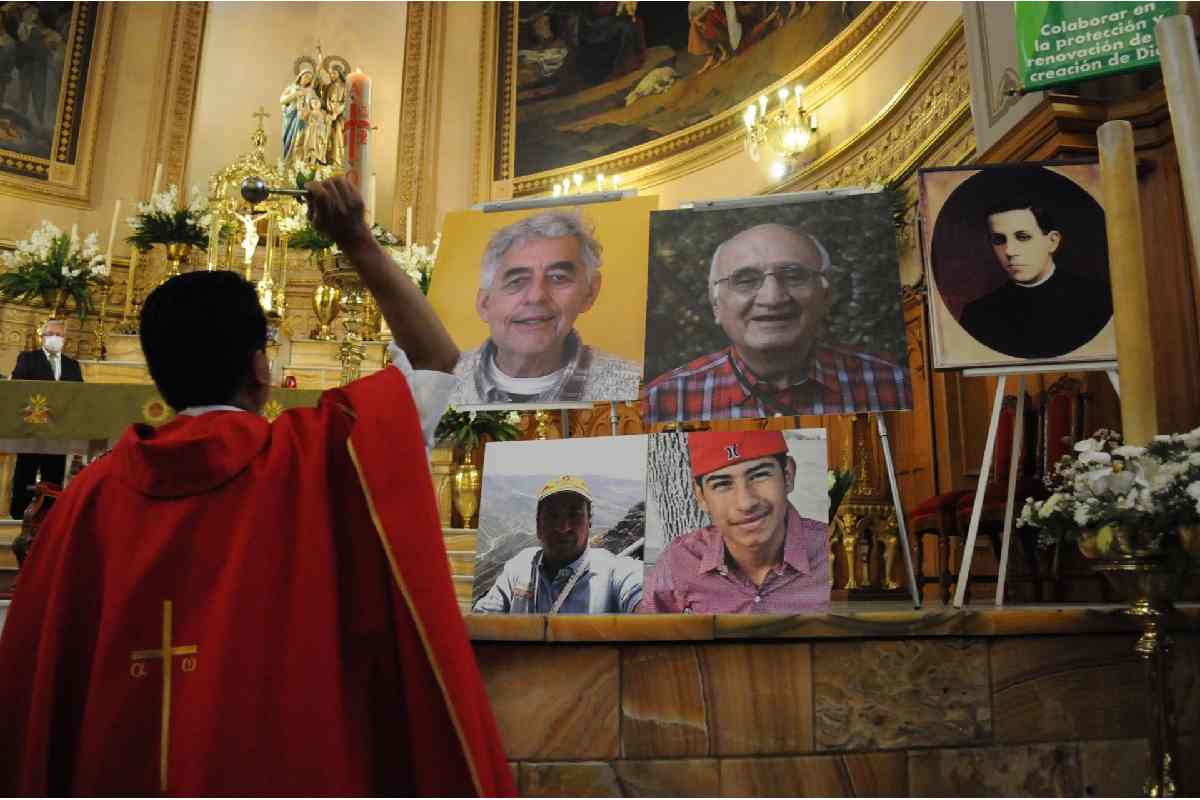 EL CLERO, EN ESTADO DE ALERTA MÁXIMA