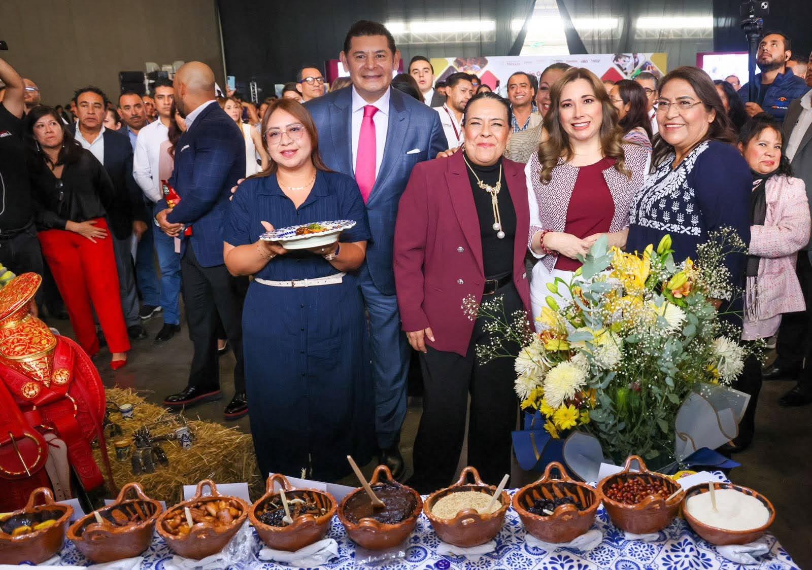 “PUEBLA ASUME EL RETO DE RECUPERAR LA SANA ALIMENTACIÓN Y FORTALECER LA SALUD FAMILIAR”: ALEJANDRO ARMENTA