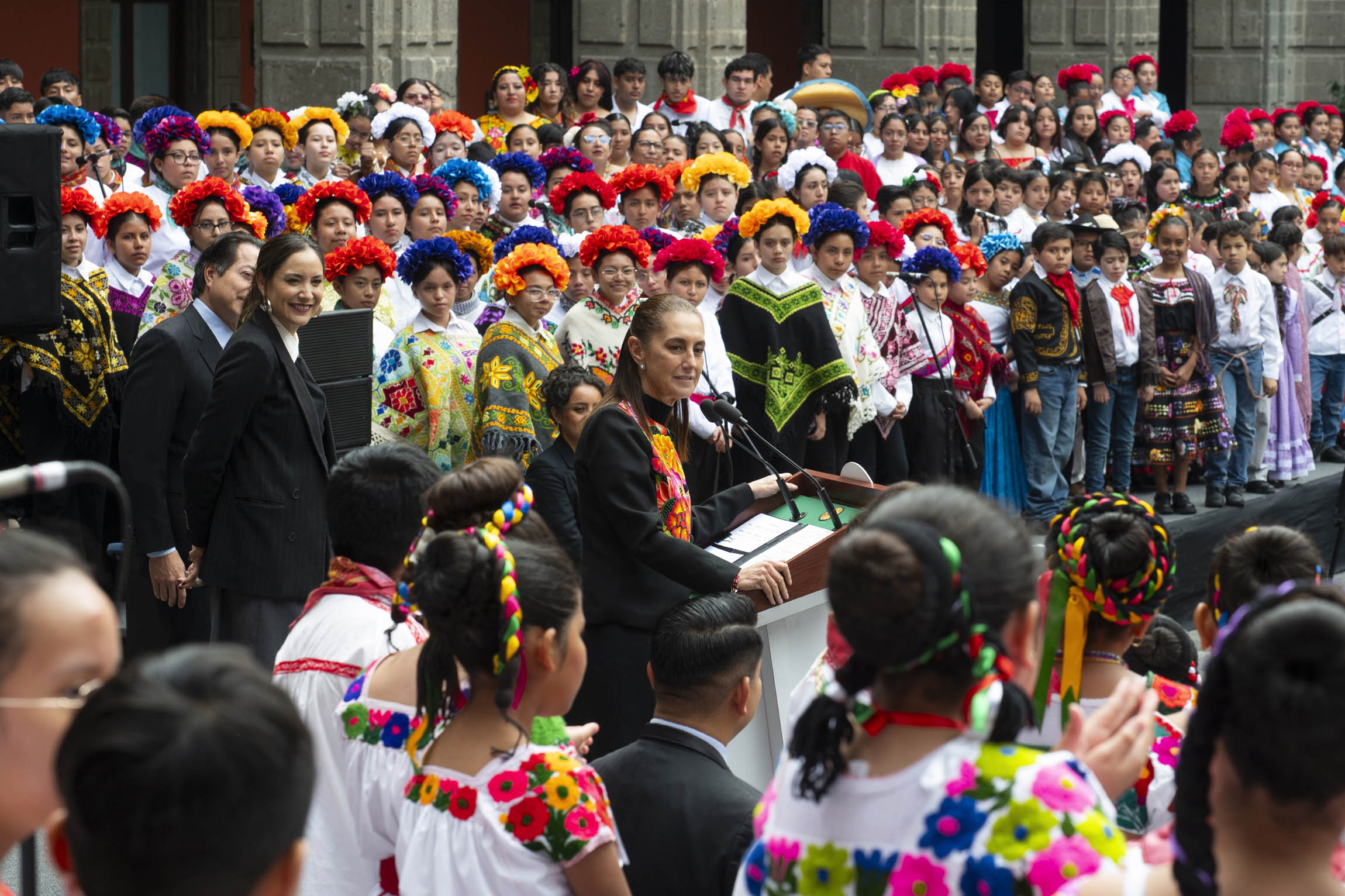 PRESENTA CLAUDIA SHEINBAUM EL PRIMER CONCURSO NACIONAL DE COROS ESCOLARES