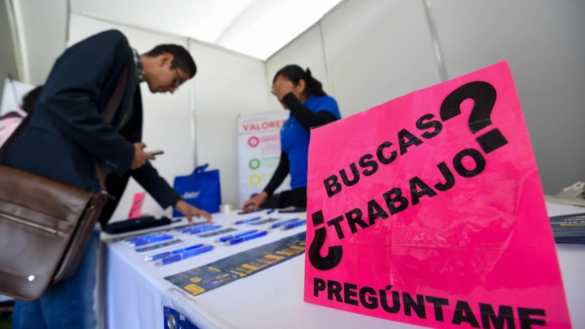 EL ESPEJISMO DEL INCREMENTO EN EL NÚMERO DE EMPLEOS