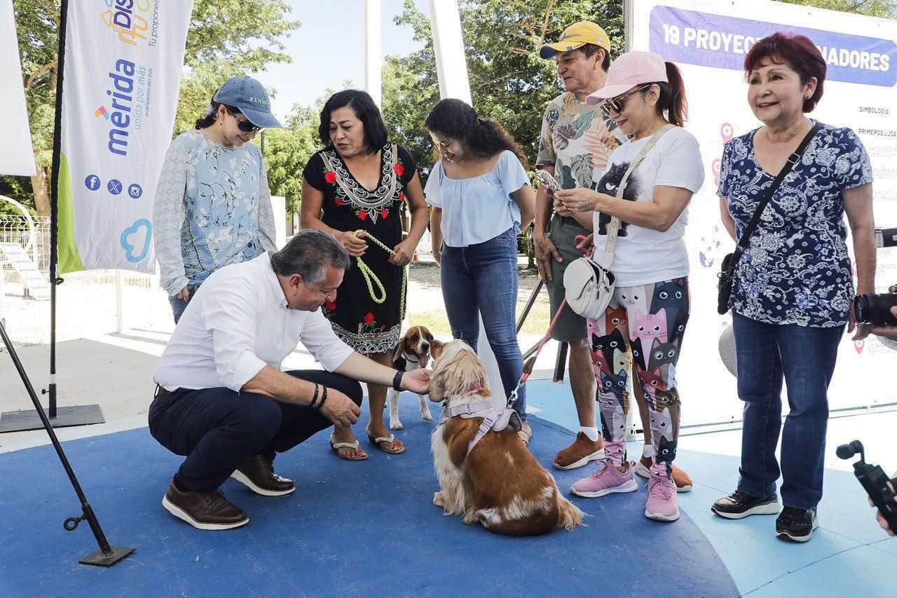 ENTREGA AYUNTAMIENTO NUEVOS ESPACIOS PÚBLICOS PARA EMPODERAR A LA SOCIEDAD CIVIL DE MÉRIDA