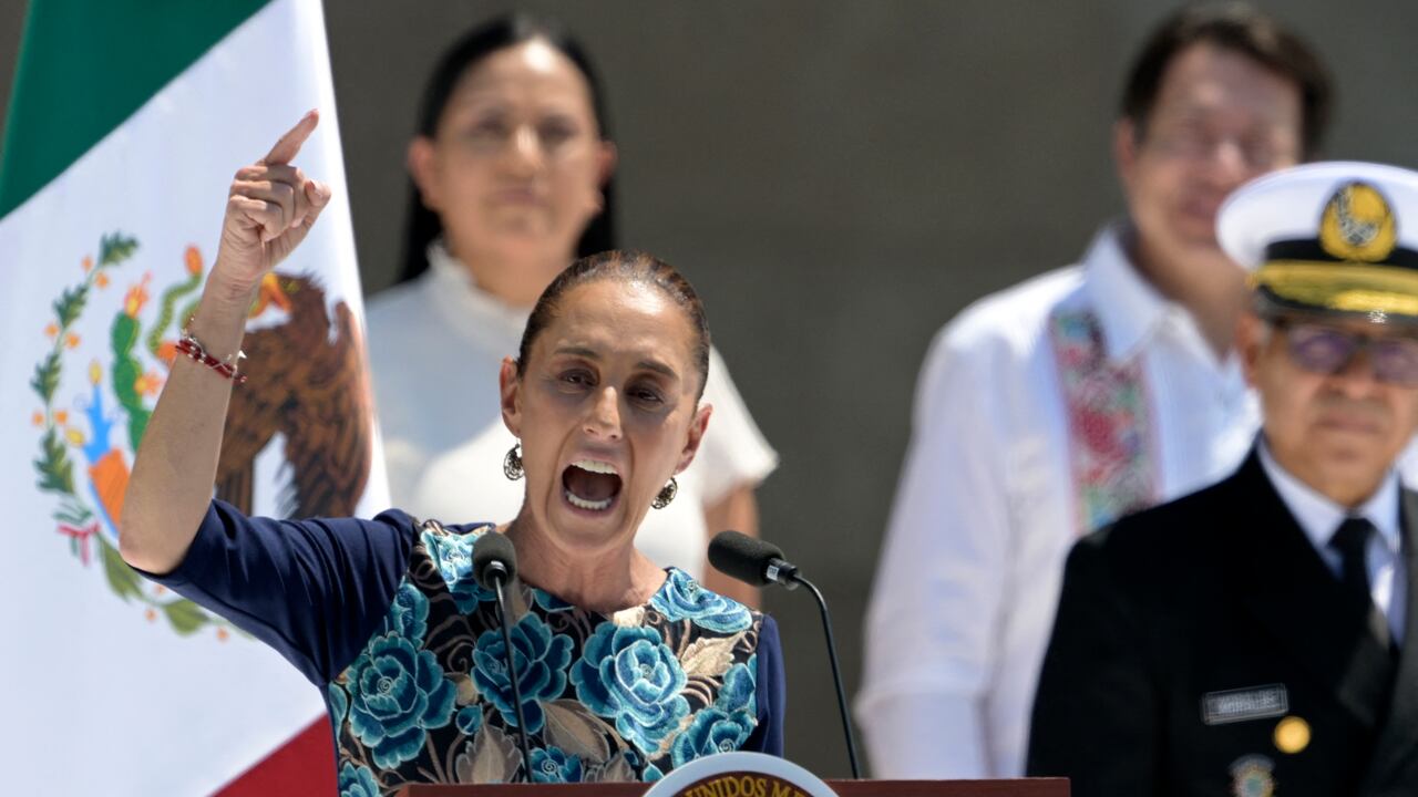 APRENDAMOS A TROPEZAR PARA NO TROPEZAR SIEMPRE CON LA MISMA PIEDRA
