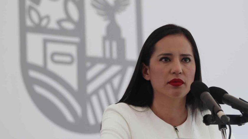 LOS EXCESOS DE SANDRITA CUEVAS