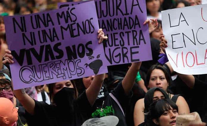 ¿EL FEMINISMO DEBE SER DE IZQUIERDA? ¡QUÉ MAL CHISTE!