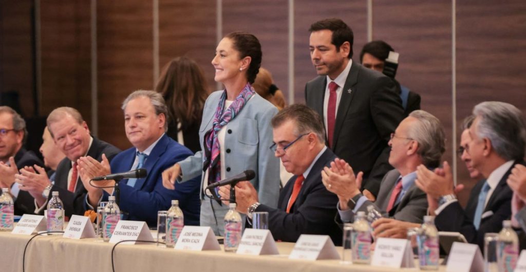 EMPRESARIOS Y SUS LAZOS CON LA SUCESIÓN