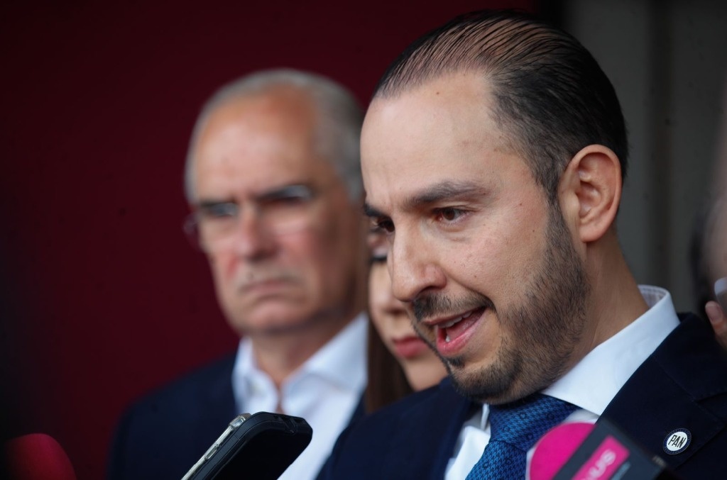 MARKO DESTRUYE AL PAN