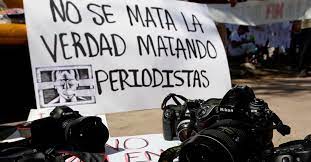 CINCO PERIODISTAS ASESINADOS EN 26 DÍAS