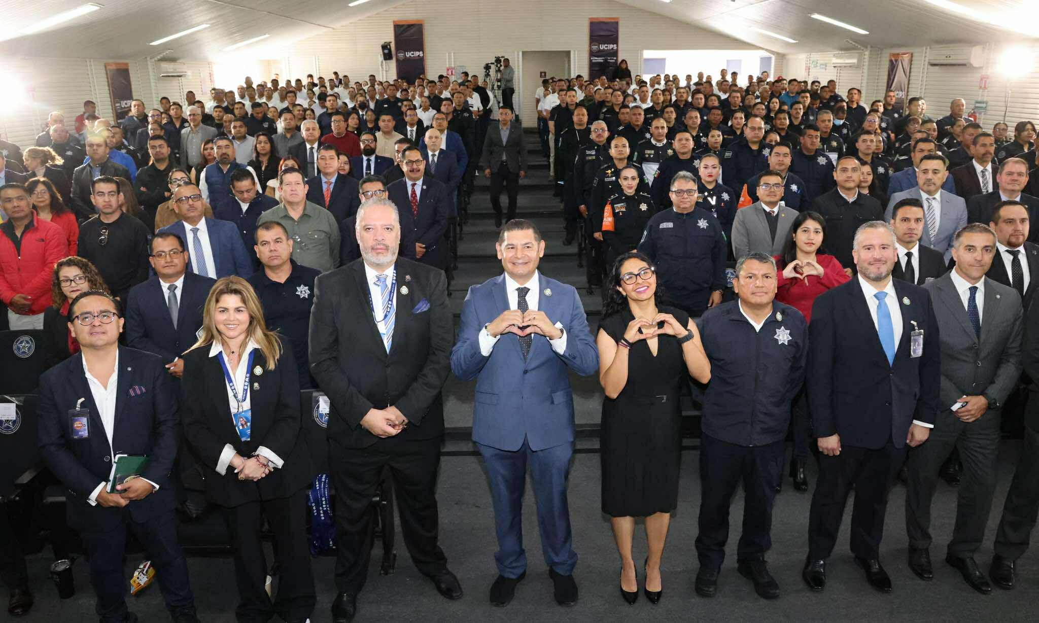 INAUGURA ALEJANDRO ARMENTA I FORO DE REENTRENAMIENTO REGIONAL DE LA FBINAA