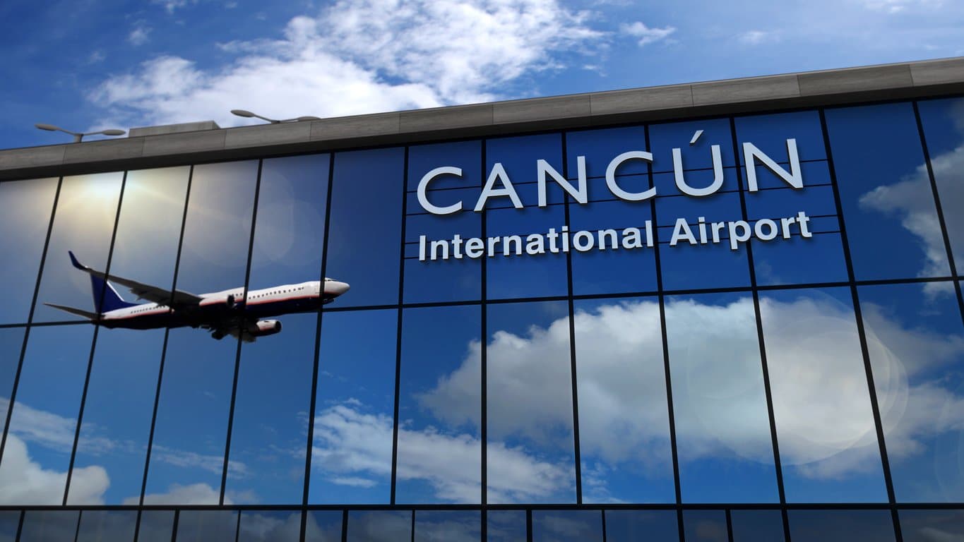 LIDERA CANCÚN RUTAS AÉREAS NACIONALES