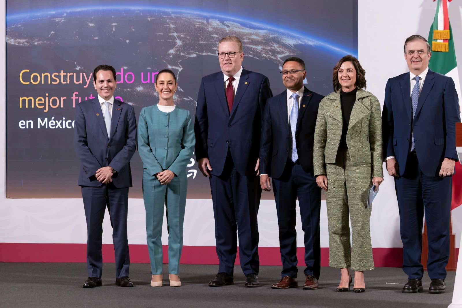 ANUNCIA CLAUDIA SHEINBAUM INVERSIÓN DE 5 MIL MDD DE AMAZON EN MÉXICO PARA CREAR REGIÓN DIGITAL EN QUERÉTARO