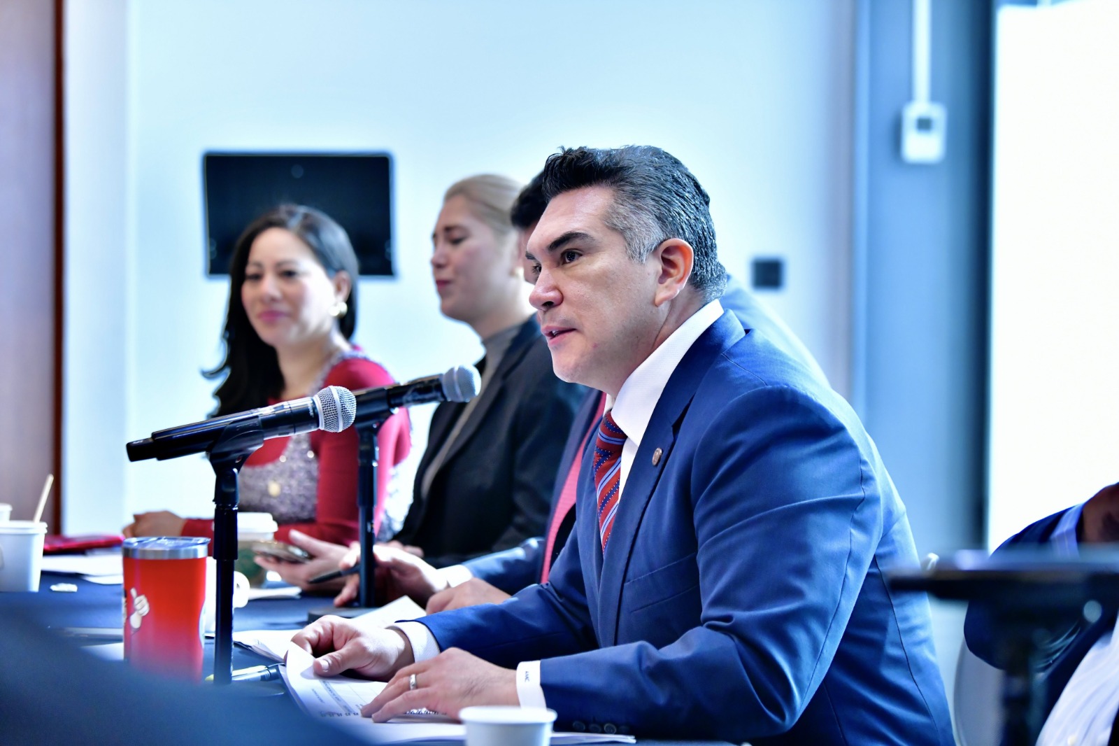 PROPONE ALEJANDRO MORENO CREAR LA BIBLIOTECA NACIONAL DIGITAL