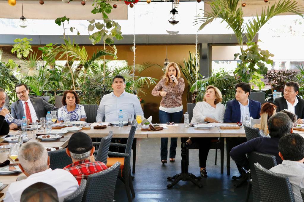 LANZAN EX LEGISLADORES POSTURA EN FAVOR DE LUCY MEZA