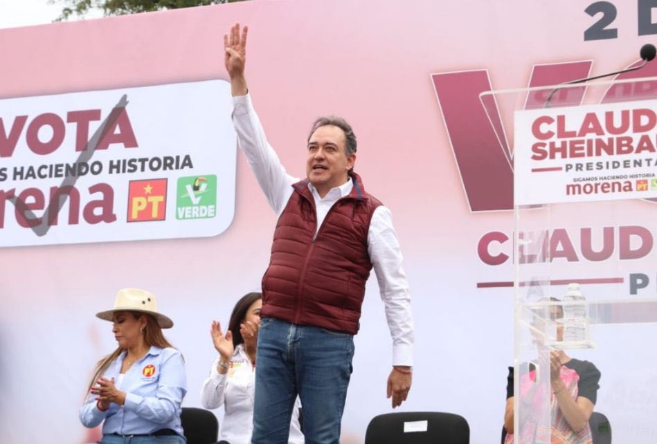 VA GONZALO ALARCÓN POR ORDENAR DESARROLLO URBANO EN ATIZAPÁN
