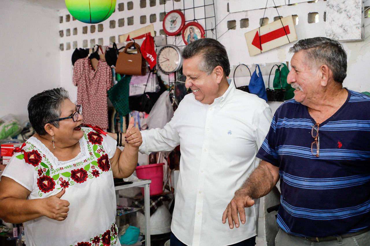 APOYA AYUNTAMIENTO DE MÉRIDA A LOS PRODUCTORES DE LAS COMISARÍAS