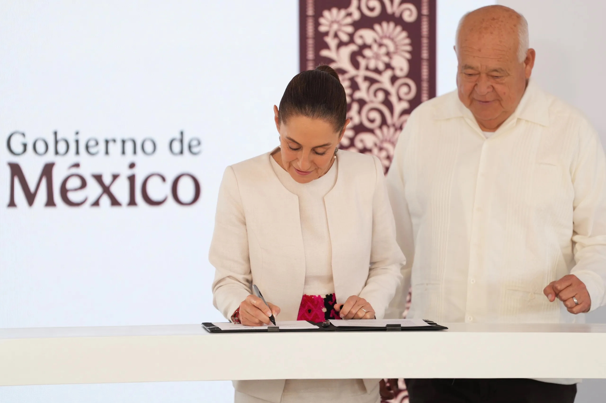 INICIA CLAUDIA SHEINBAUM PROGRAMA VIVIENDA PARA EL BIENESTAR EN BAJA CALIFORNIA SUR