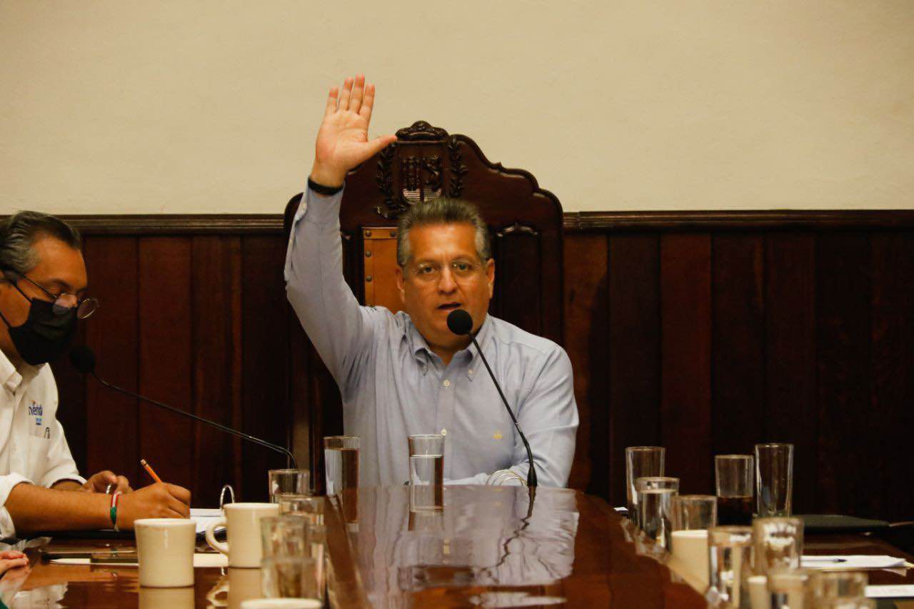 RESUELVE AYUNTAMIENTO DE MÉRIDA CONFLICTO LEGAL DE LAS LUMINARIAS