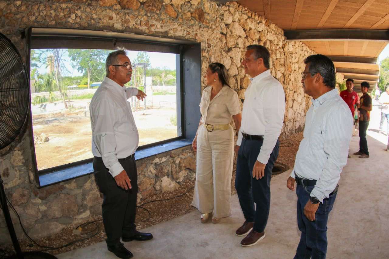 ENTREGÓ ALEJANDRO RUZ ÁREA DE LEONES DEL FELINARIO ‘BALAM BALAM’ EN ANIMAYA