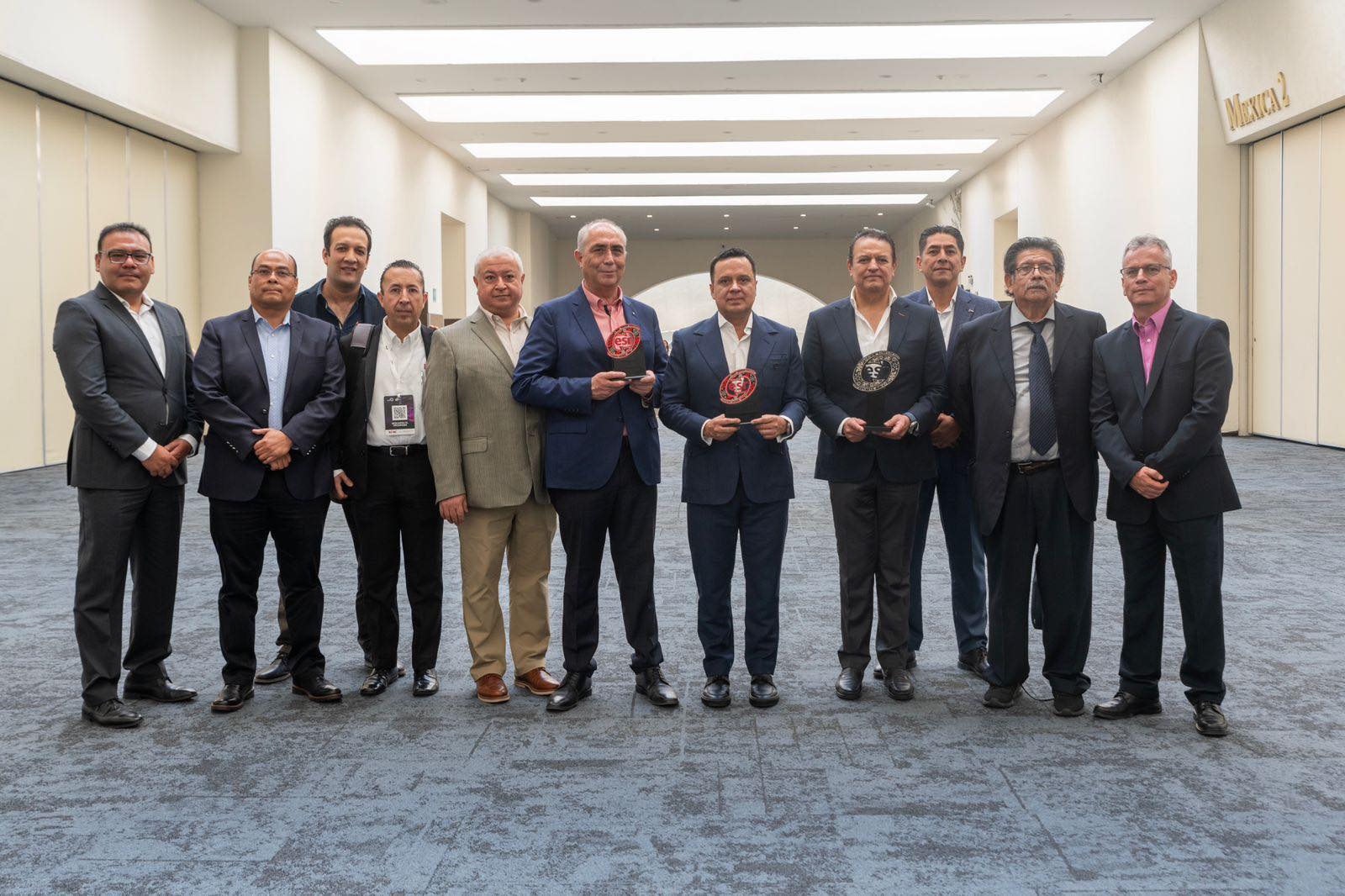 EMPRESAS DE GRUPO CRUZ AZUL RECIBEN DISTINCIÓN DE RESPONSABILIDAD SOCIAL