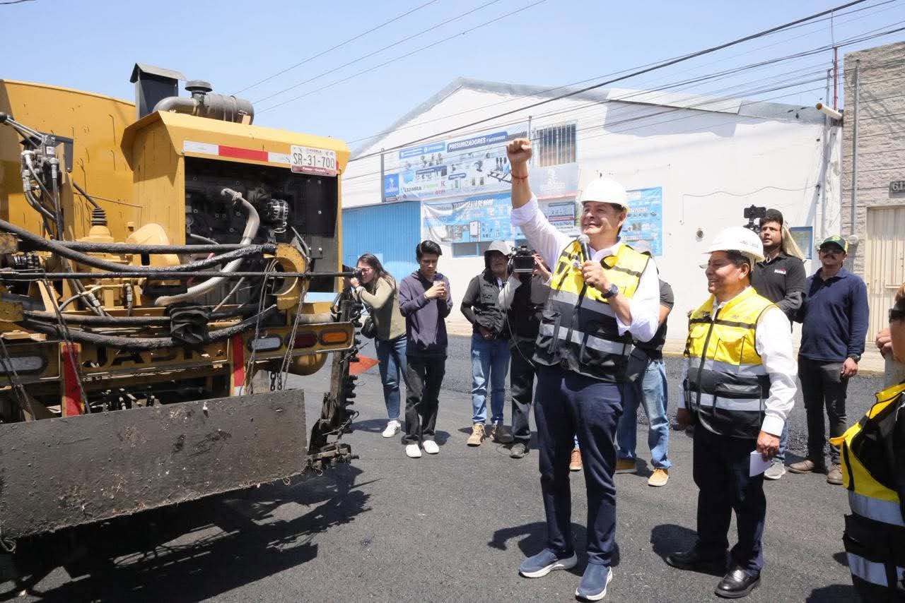 GOBIERNO ESTATAL DE PUEBLO DESPLIEGA MAQUINARIA