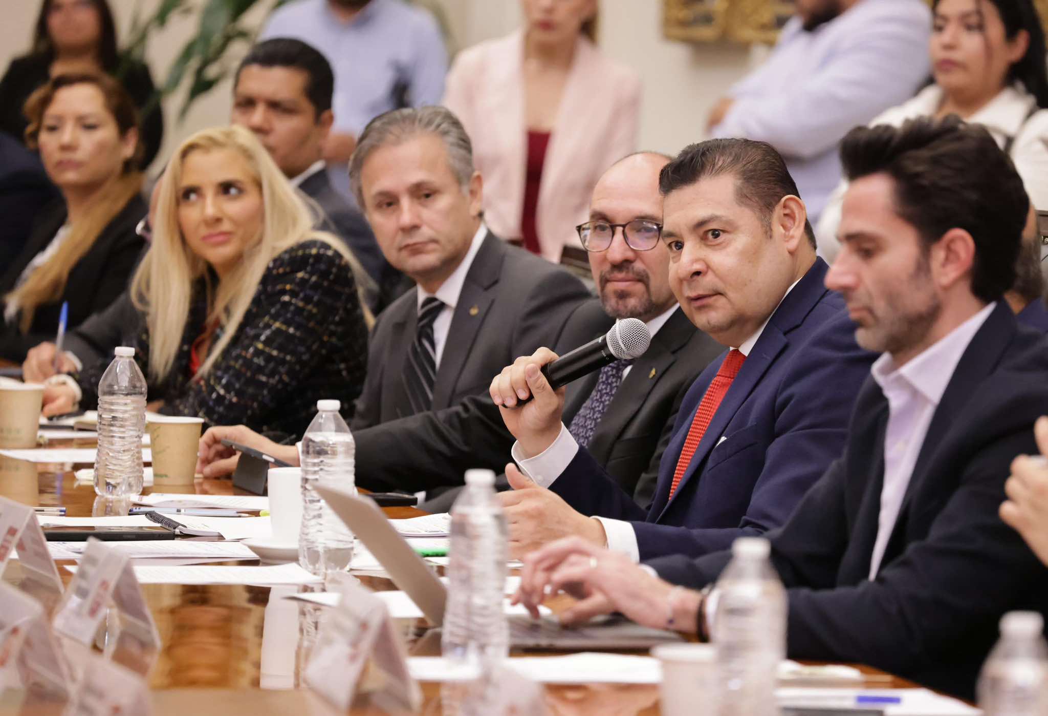 “IREMOS DE LA MANO CON LAS MIPYMES PARA IMPULSAR LA ECONOMÍA FAMILIAR”: ALEJANDRO ARMENTA