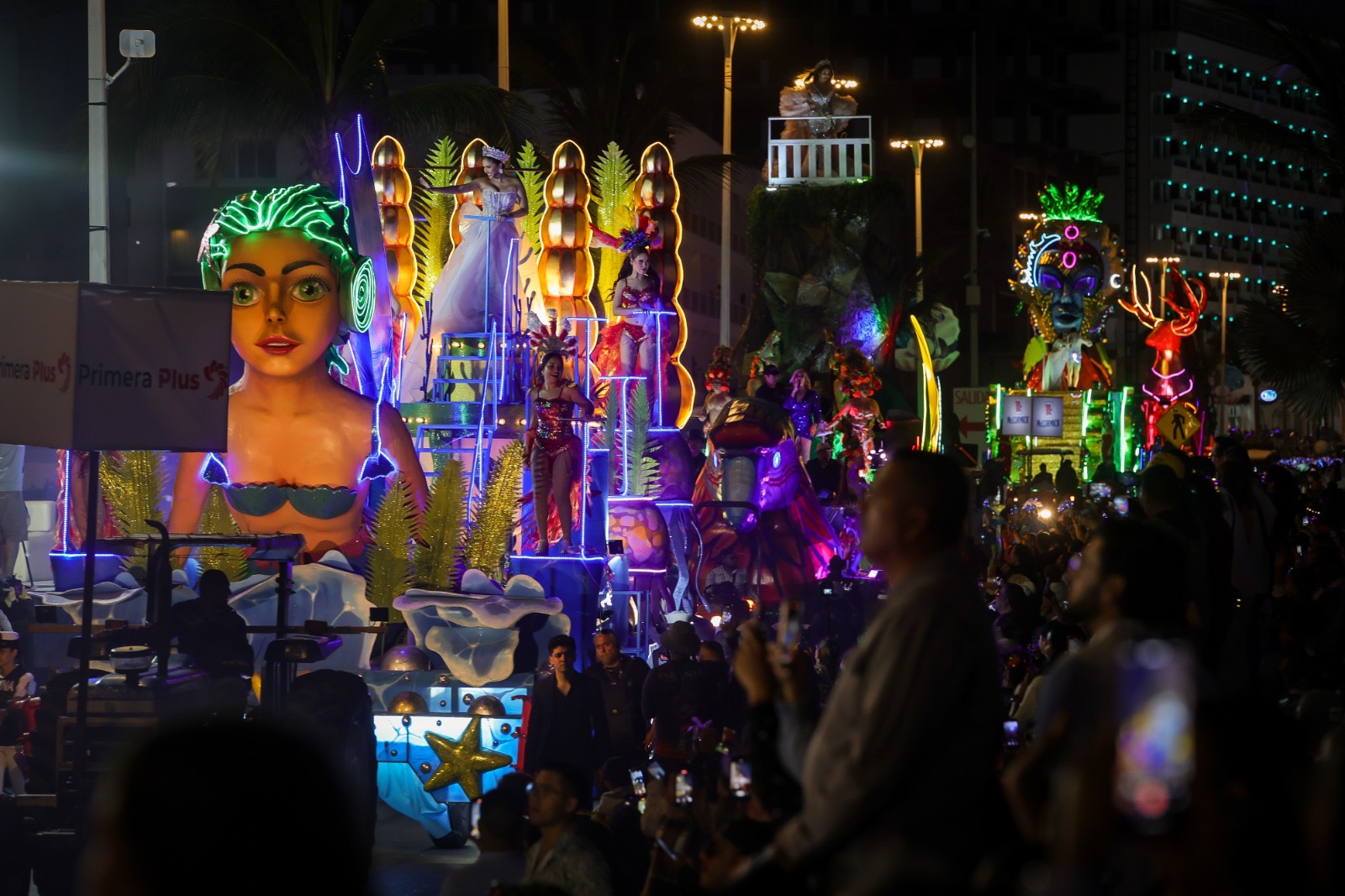 CONCLUYE CARNAVAL INTERNACIONAL DE MAZATLÁN 2025 CON 1.2 MILLONES DE ASISTENTES Y UNA DERAMA ECONÓMICA MIL 143 MDP