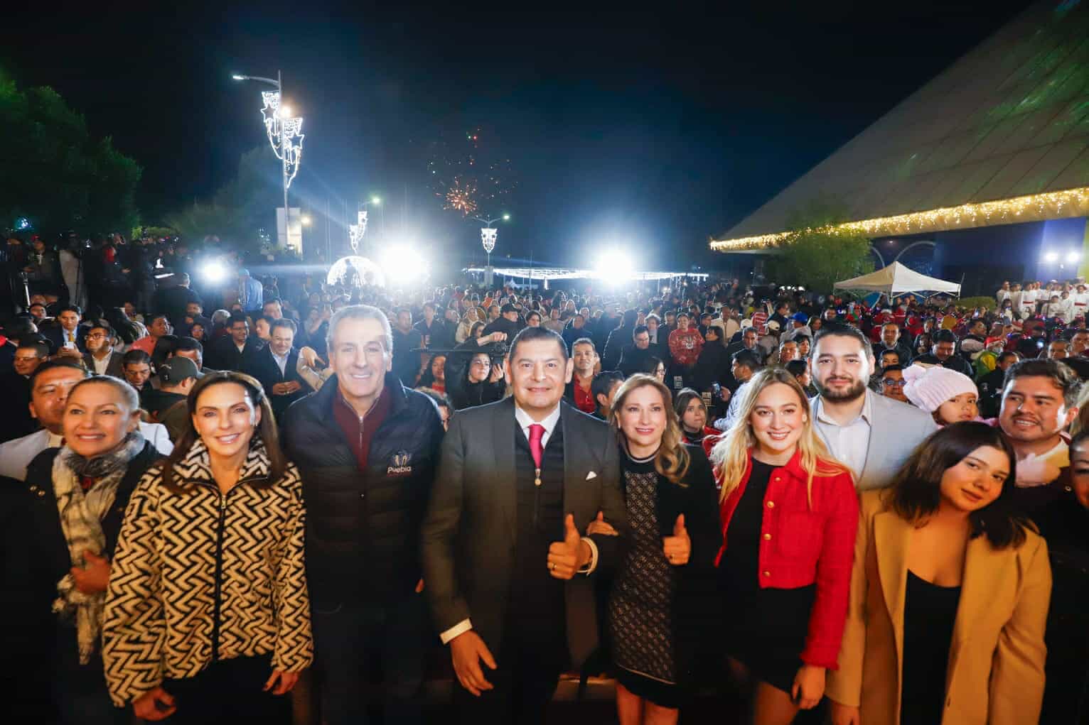 INAUGURA ALEJANDRO ARMENTA FESTIVAL NAVIDEÑO ‘POR AMOR A PUEBLA’