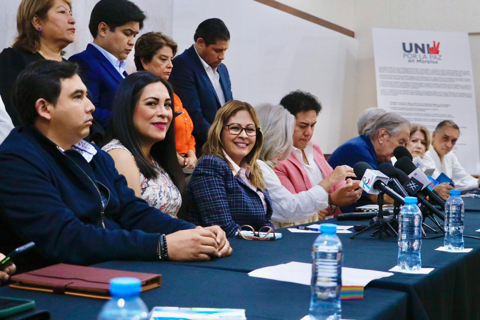 PRESENTAN LUCY MEZA Y SOCIEDAD CIVIL MORELENSE PRIMER MANIFIESTO POR LA PAZ EN MORELOS