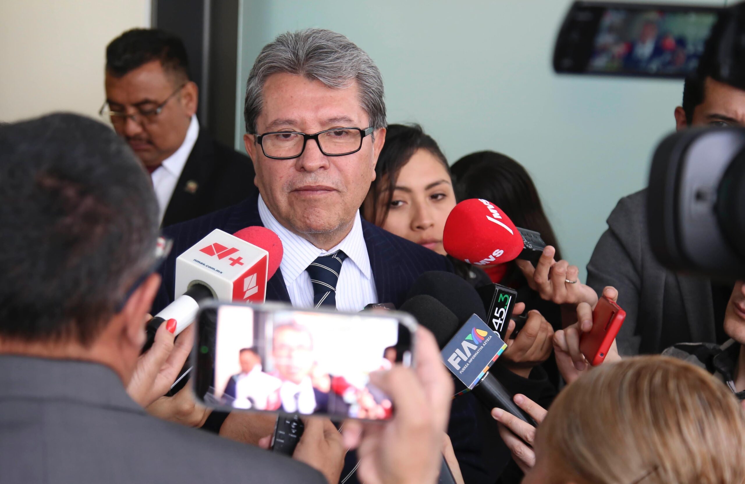 “MAYORÍA EN EL CONGRESO LEGISLARÁ CON RESPONSABILIDAD”: RICARDO MONREAL