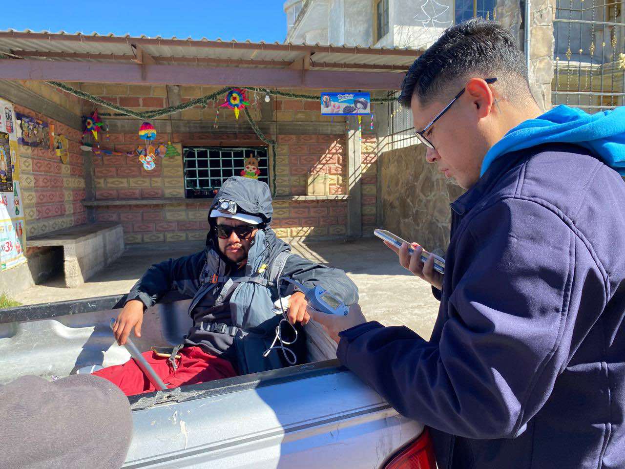 RESCATAN CON VIDA A PERSONAS EXTRAVIADAS EN EL CITLALTÉPETL