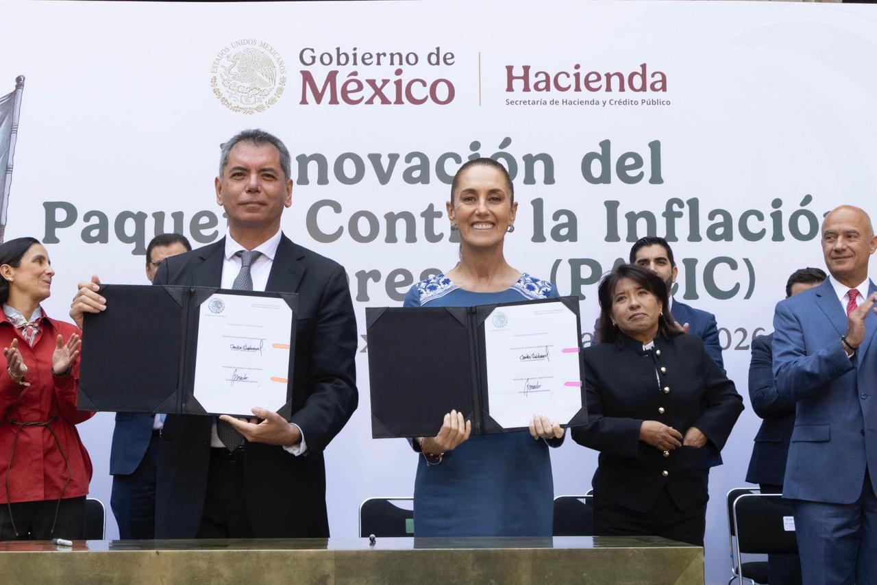 FIRMAN CLAUDIA SHEINBAUM, EMPRESAS Y TIENDAS DE AUTOSERVICIO