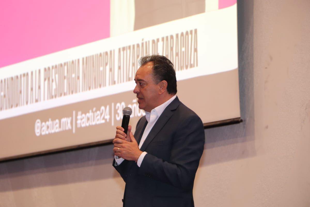 ANUNCIA GONZALO ALARCÓN PROGRAMA DE APOYO A BECARIOS PARA ATIZAPÁN DE ZARAGOZA