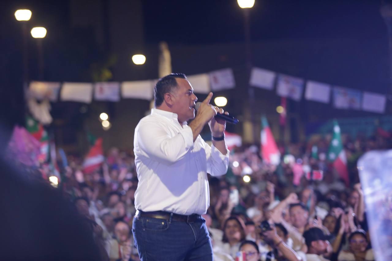 “AMPLIACIÓN Y MODERNIZACIÓN DE PUERTO PROGRESO TRAERÁ ALTOS BENEFICIOS A YUCATÁN Y AL PAÍS”: RENÁN BARRERA