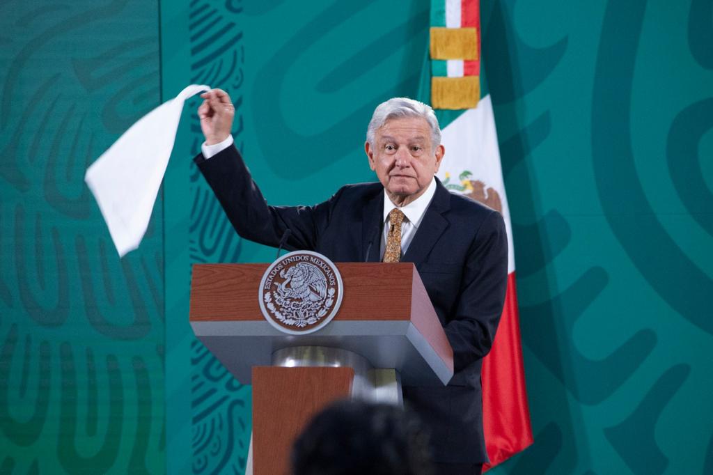 EL GRAN ENGAÑO OBRADORISTA