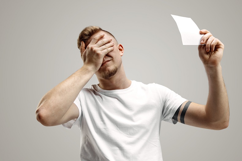 Megacable continúa cayendo y en la mira de Profeco por cobros indebidos a clientes